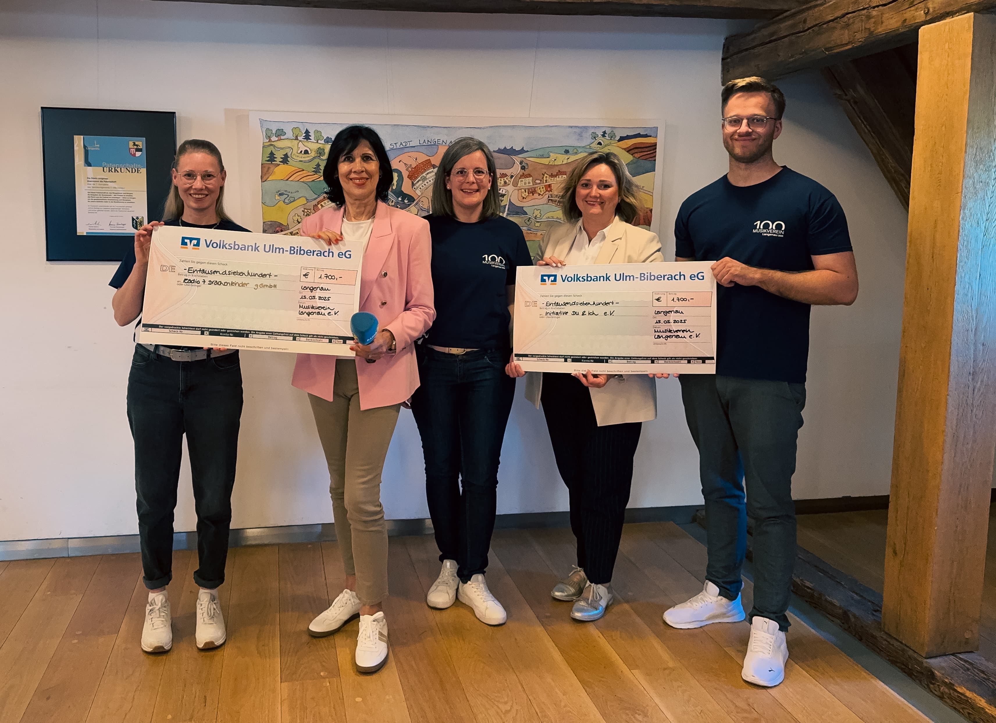 Spendenübergabe zum Benefizkonzert 05/2025